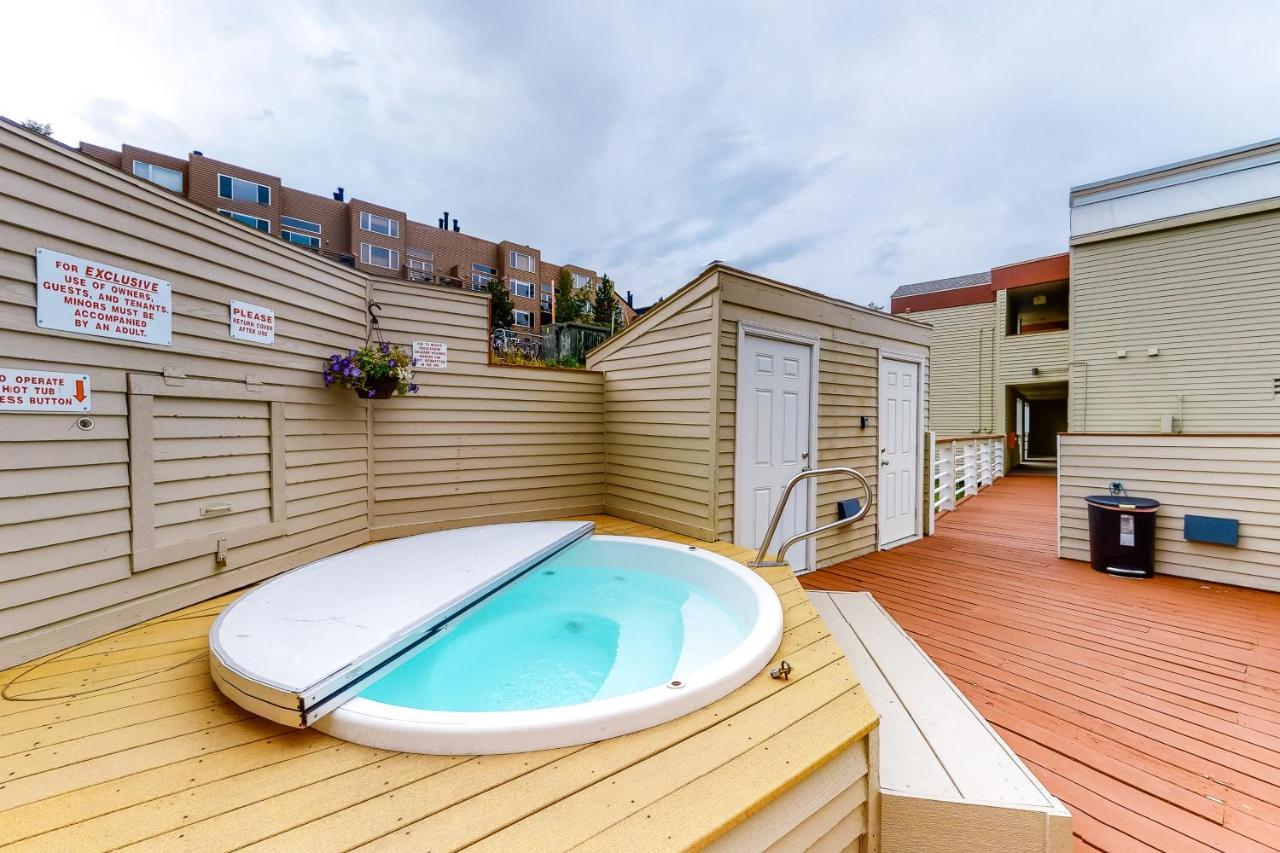 Watch Hill Lofted Apartment ซิลเวอร์ธอร์น ภายนอก รูปภาพ